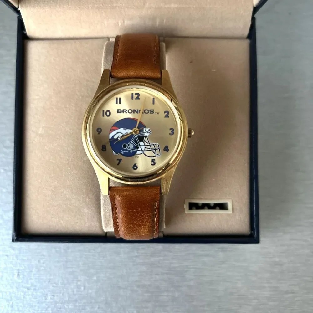 Vintage 1998 Denver Broncos NFL Fantasma Men's Gold Tone Watch New Battery